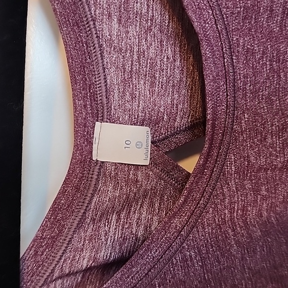 Lululemon Tank Sz 10 - Picture 2 of 5
